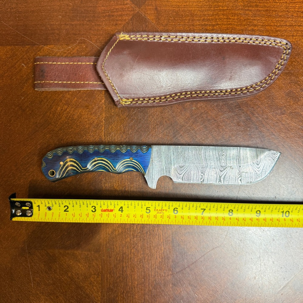 Damascus Steel Fixed Blade Hunting‎ Knife Blue Wood Handle Leather Sheath